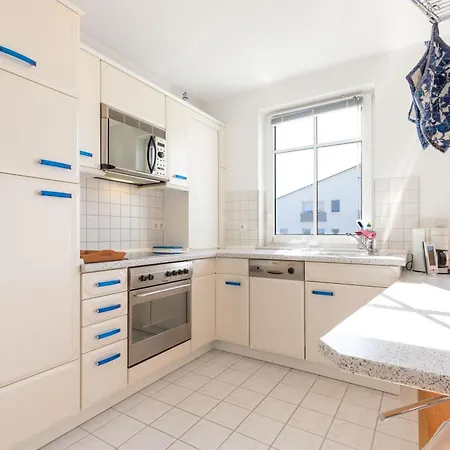 Ferienwohnung &Quotstrandoase Am Wald&Quot * Sellin (Rugen)